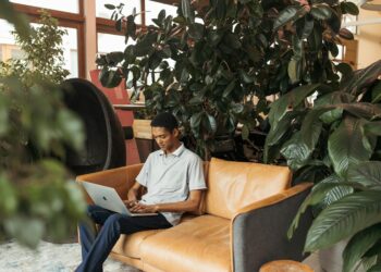 Revolutionizing Residential Living: Top Innovations in Green Technology