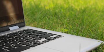 Revolutionizing Purity: Innovations in Green Technology for Sustainable Clean Water Systems