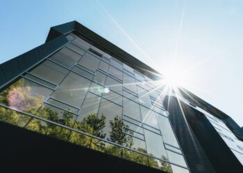 Revolutionizing Residential Living: Top Innovations in Green Technology