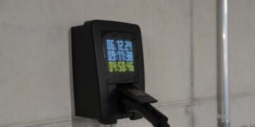 Revolutionizing Home Energy: Key Green Technology Devices